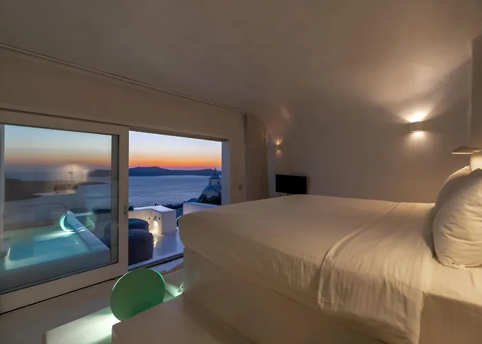 Aesthesis Boutique Villas Fira