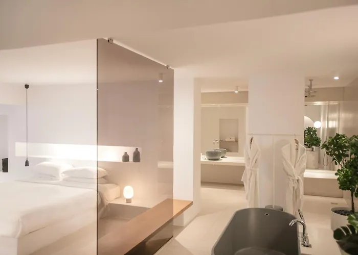 Lilium Hotel Santorini